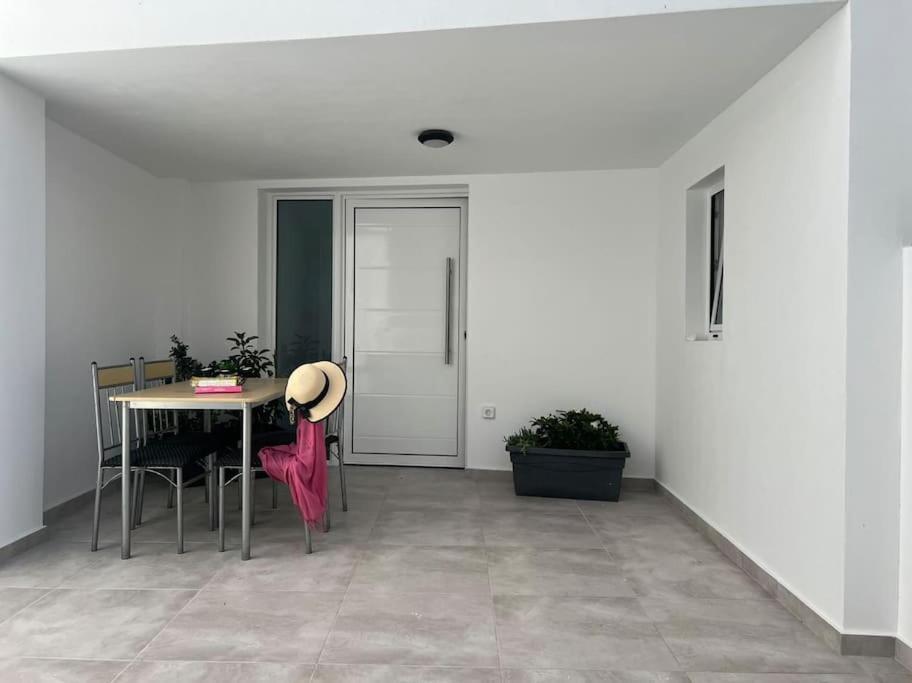 Villa Family Emporio  외부 사진